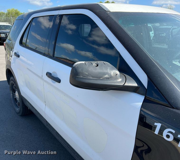 image for item LF9450 2016 Ford Explorer Police Interceptor  SUV