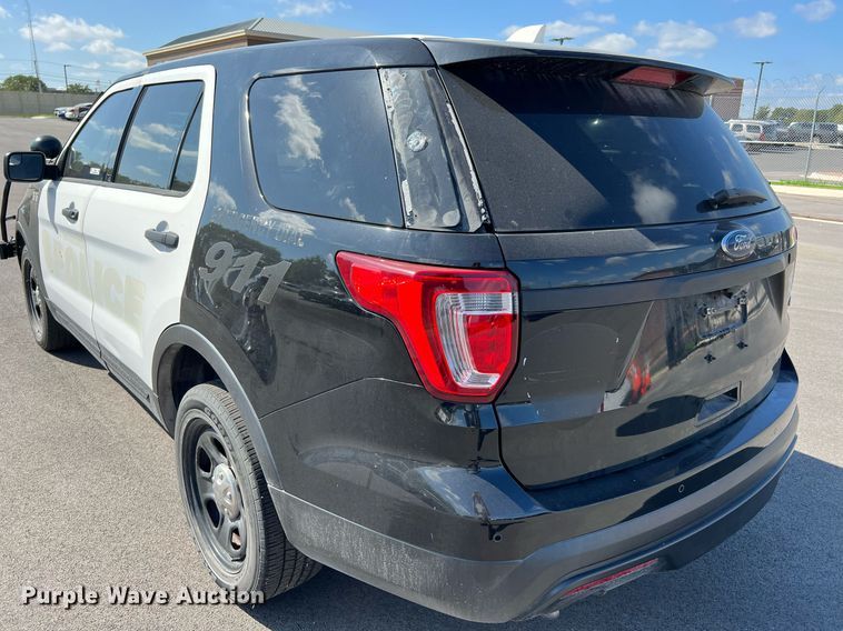 image for item LF9450 2016 Ford Explorer Police Interceptor  SUV