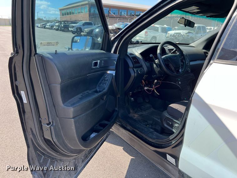 image for item LF9450 2016 Ford Explorer Police Interceptor  SUV