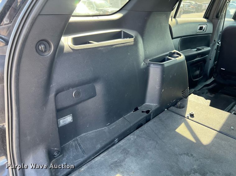 image for item LF9450 2016 Ford Explorer Police Interceptor  SUV