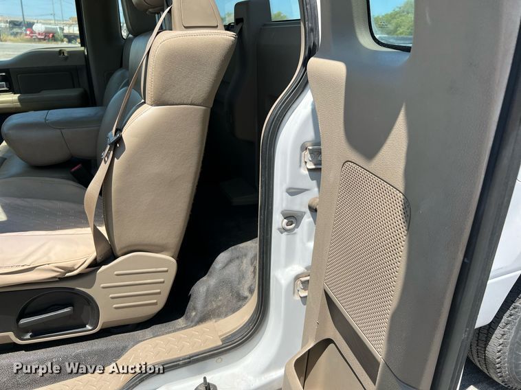 image for item LF9454 2008 Ford F150 XL  pickup truck