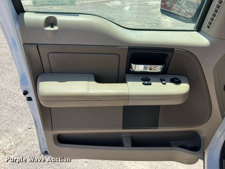 image for item LF9454 2008 Ford F150 XL  pickup truck