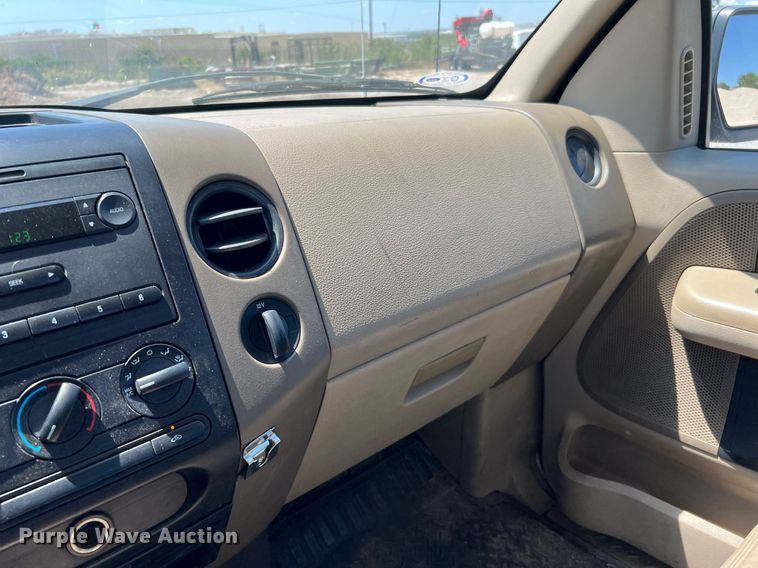 image for item LF9454 2008 Ford F150 XL  pickup truck
