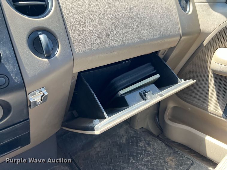 image for item LF9454 2008 Ford F150 XL  pickup truck