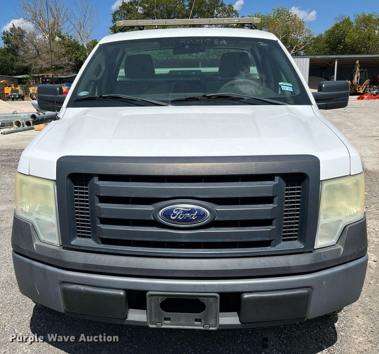 image for item LF9455 2010 Ford F150 XL  pickup truck