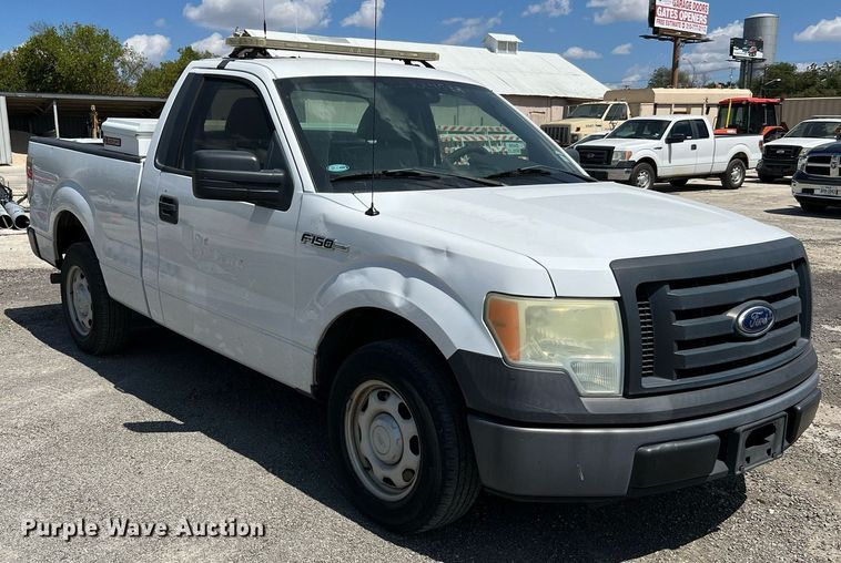 image for item LF9455 2010 Ford F150 XL  pickup truck
