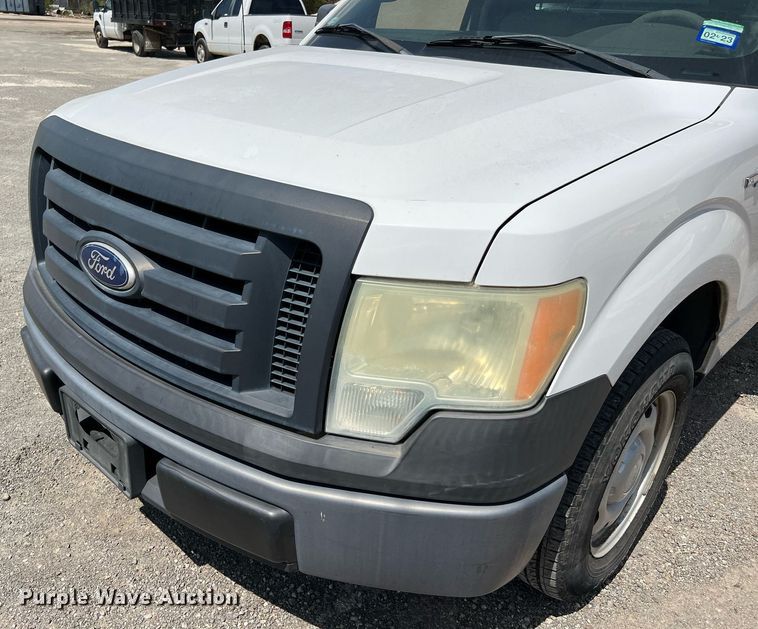 image for item LF9455 2010 Ford F150 XL  pickup truck