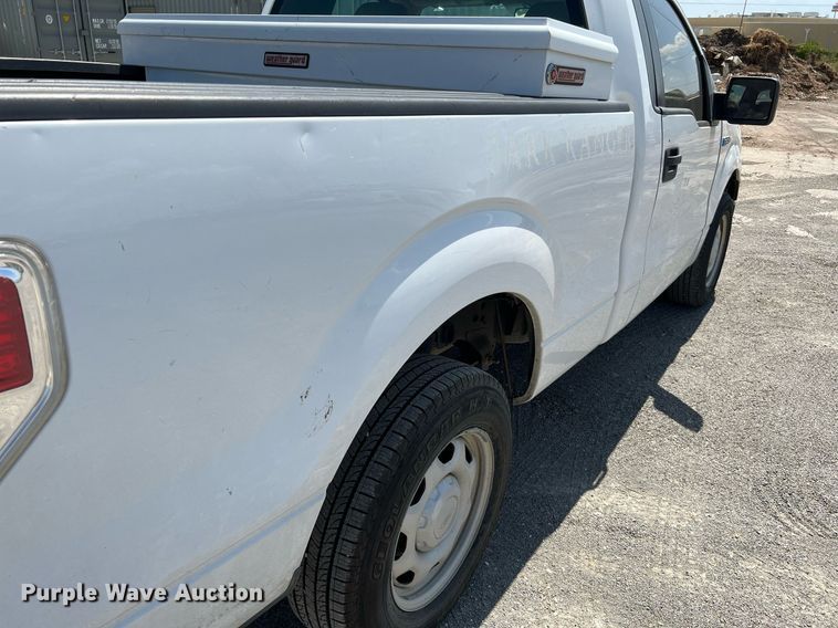 image for item LF9455 2010 Ford F150 XL  pickup truck