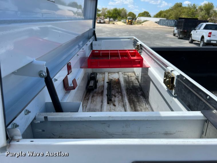 image for item LF9455 2010 Ford F150 XL  pickup truck