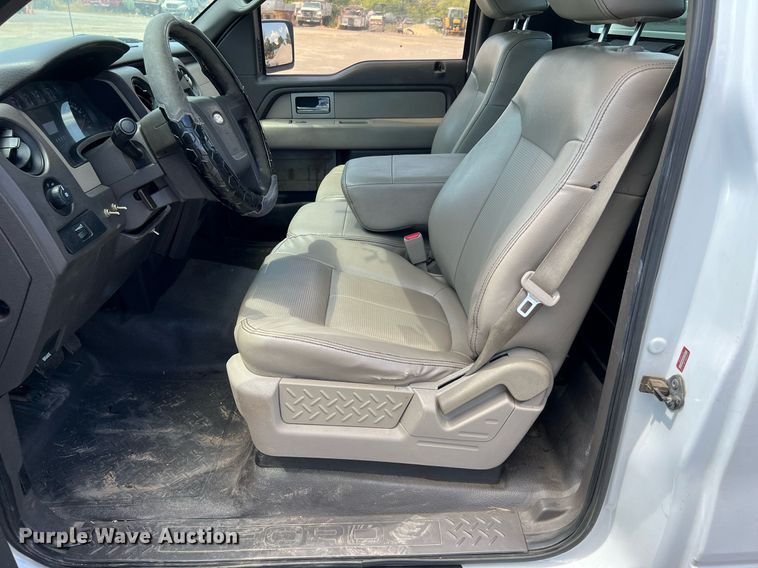 image for item LF9455 2010 Ford F150 XL  pickup truck