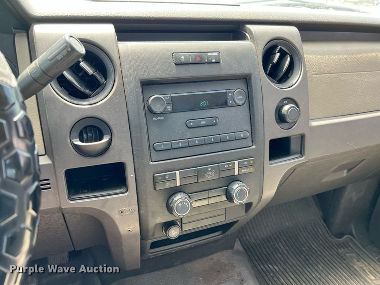 image for item LF9455 2010 Ford F150 XL  pickup truck