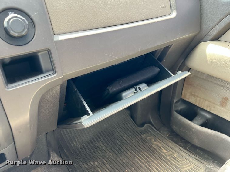 image for item LF9455 2010 Ford F150 XL  pickup truck