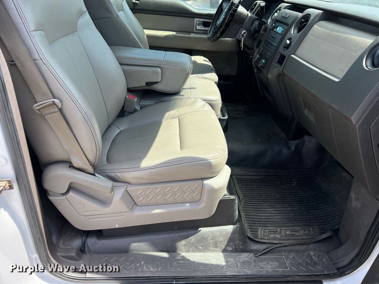 image for item LF9455 2010 Ford F150 XL  pickup truck