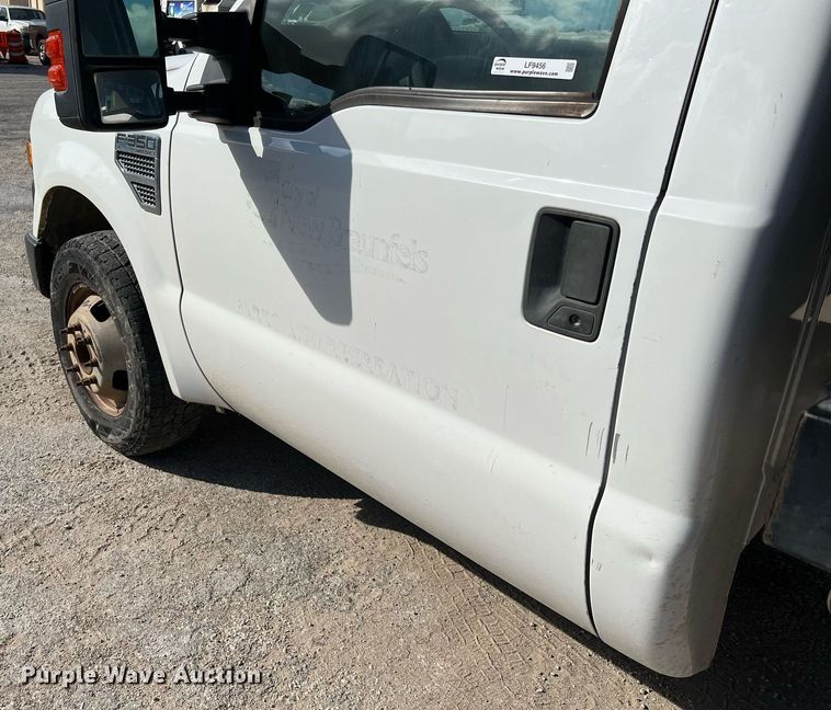 image for item LF9456 2008 Ford F350 Super Duty XL  dump bed pickup truck