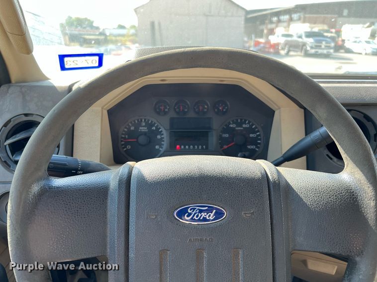 image for item LF9456 2008 Ford F350 Super Duty XL  dump bed pickup truck