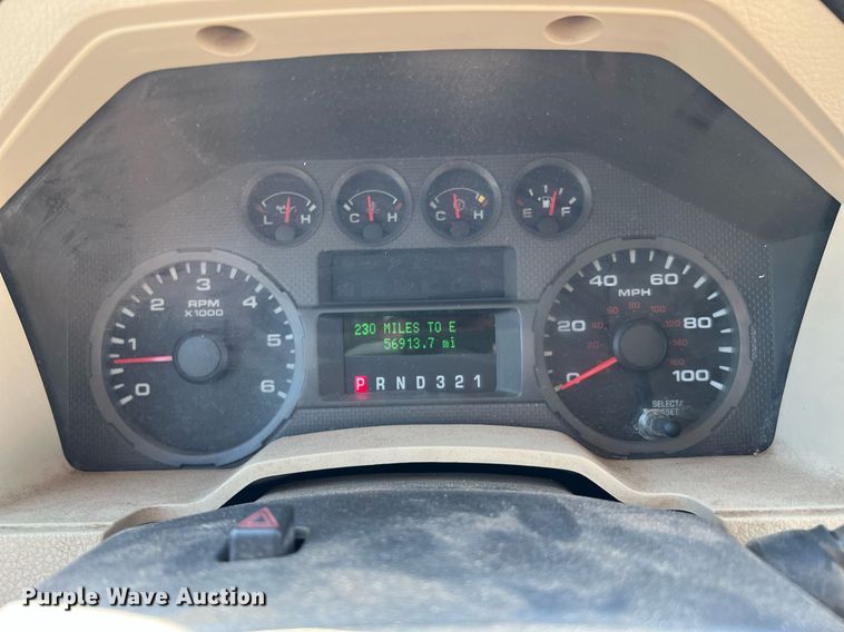 image for item LF9456 2008 Ford F350 Super Duty XL  dump bed pickup truck