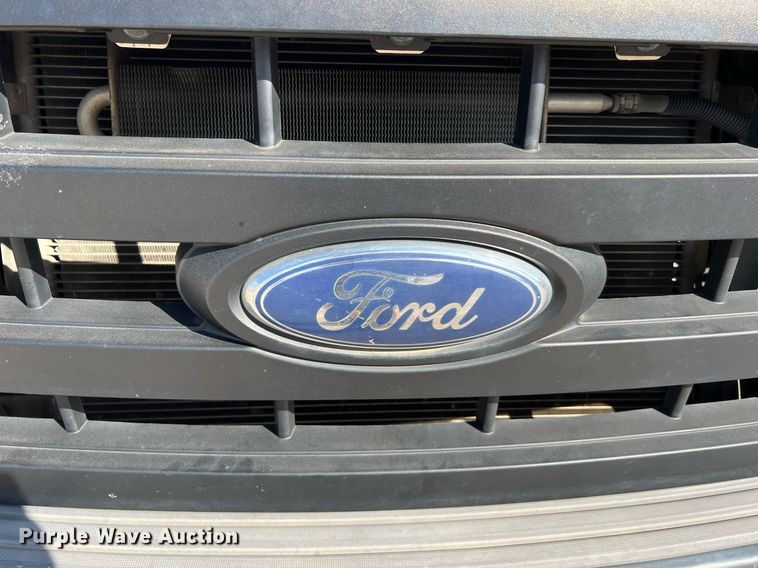 image for item LF9456 2008 Ford F350 Super Duty XL  dump bed pickup truck