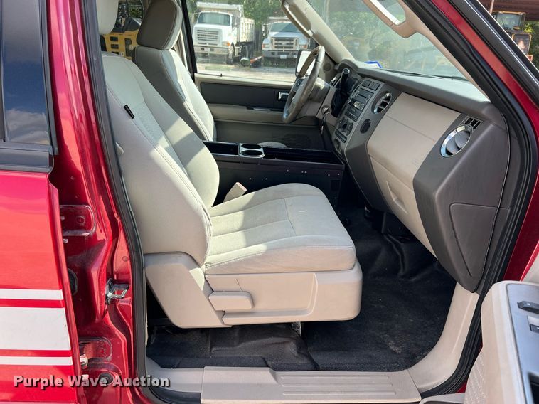 image for item LF9457 2008 Ford Expedition XLT  SUV