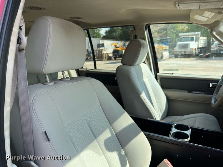 image for item LF9457 2008 Ford Expedition XLT  SUV