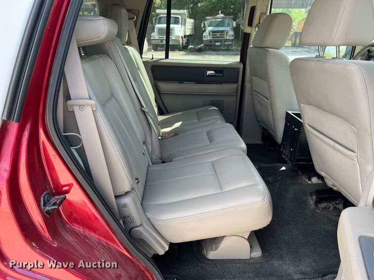 image for item LF9457 2008 Ford Expedition XLT  SUV