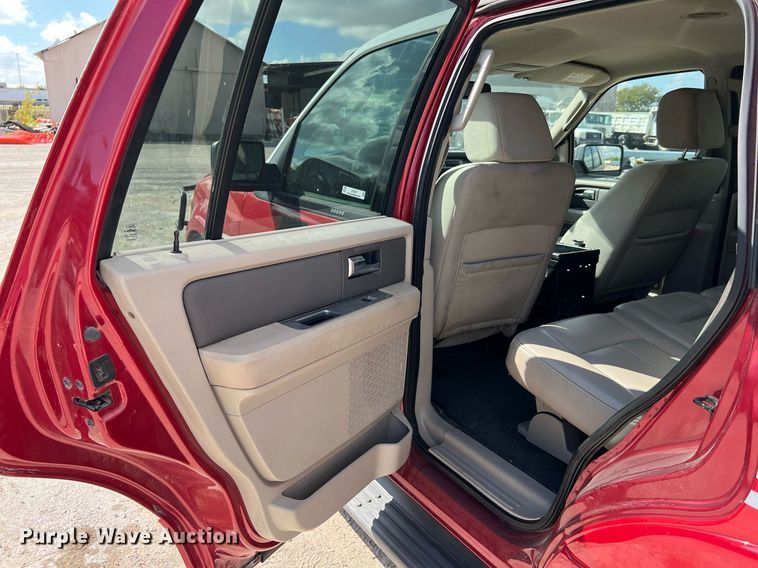 image for item LF9457 2008 Ford Expedition XLT  SUV