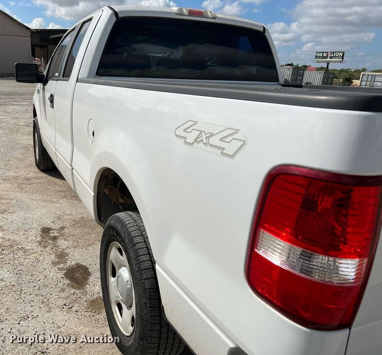 image for item LF9458 2008 Ford F150 XL  SuperCab pickup truck