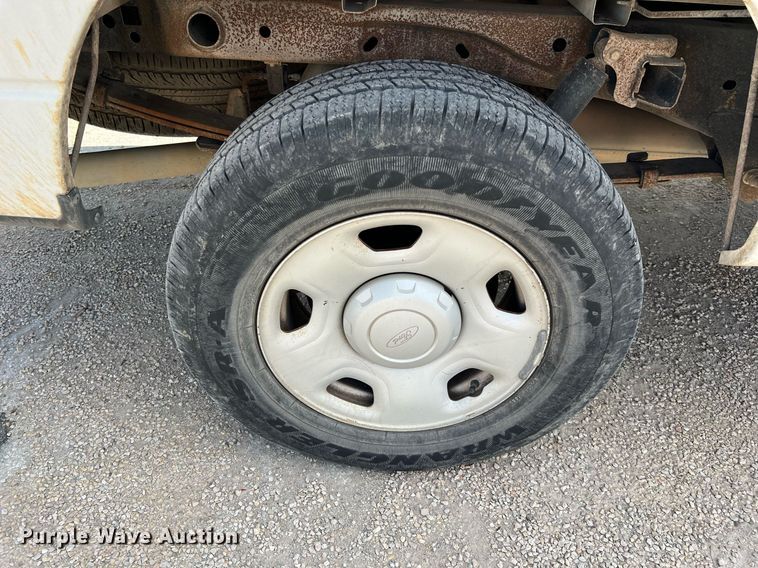 image for item LF9458 2008 Ford F150 XL  SuperCab pickup truck