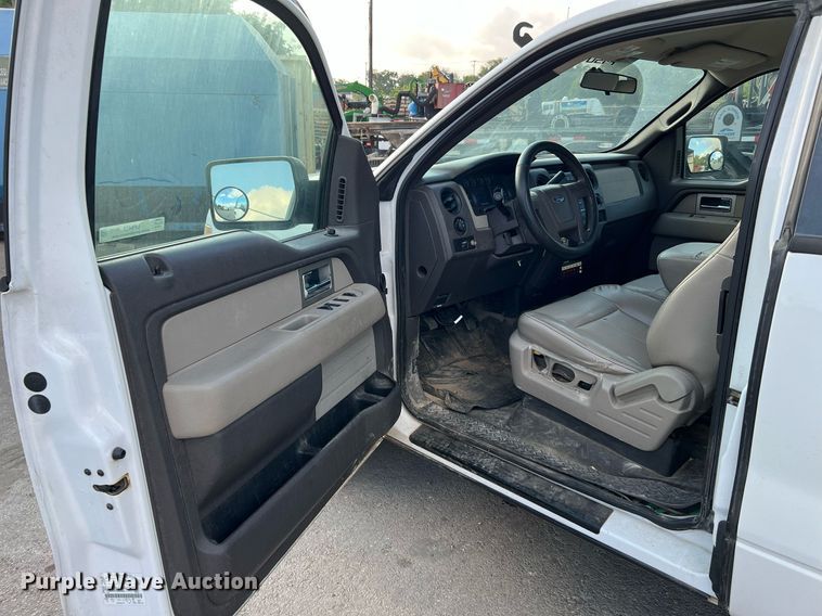 image for item LF9459 2010 Ford F150 XL  SuperCab pickup truck