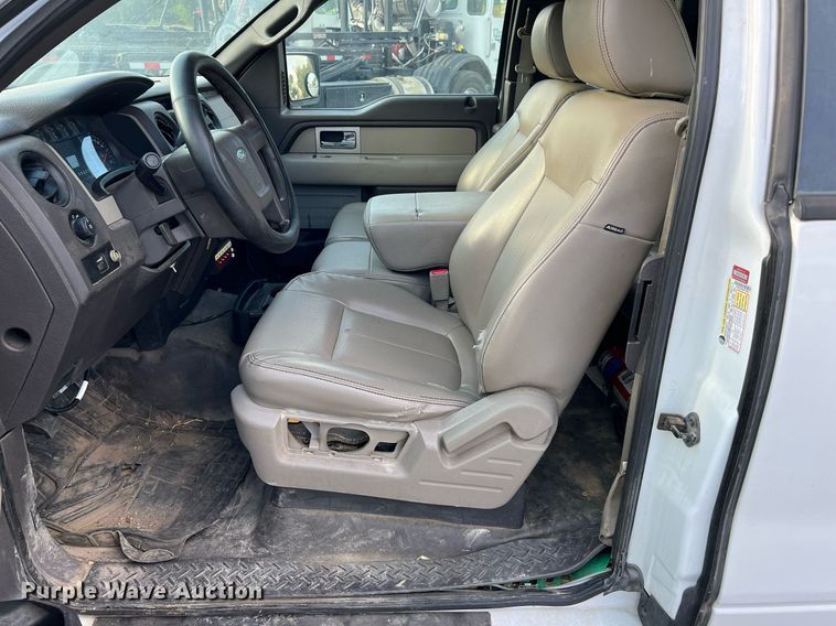 image for item LF9459 2010 Ford F150 XL  SuperCab pickup truck