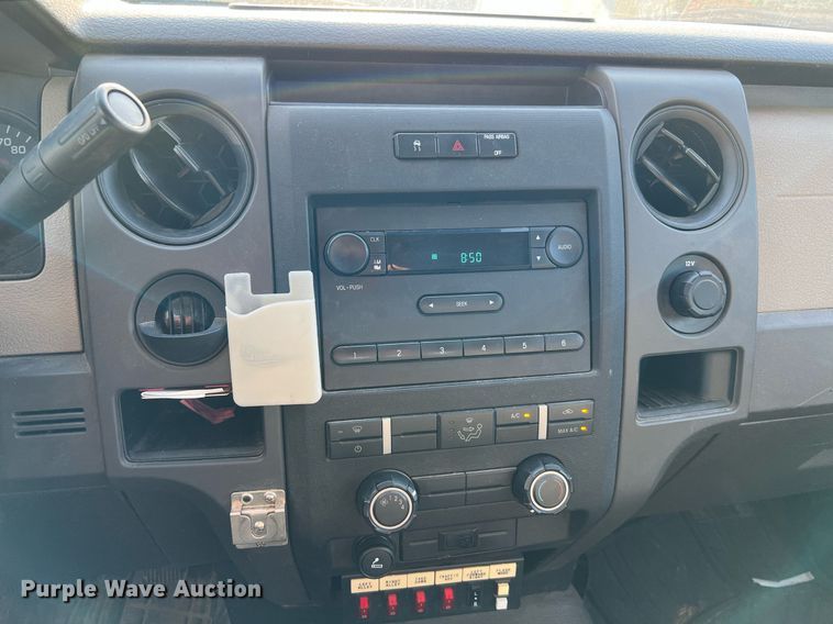 image for item LF9459 2010 Ford F150 XL  SuperCab pickup truck