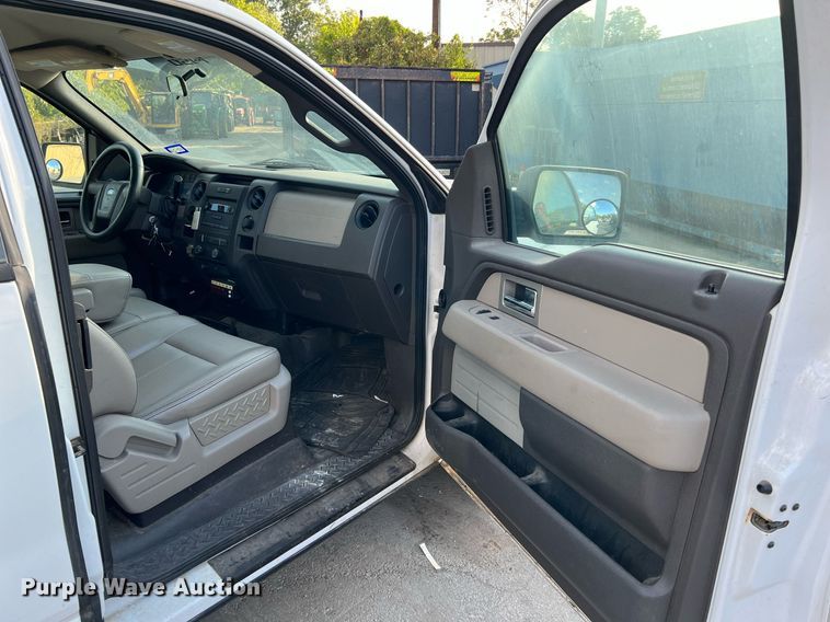 image for item LF9459 2010 Ford F150 XL  SuperCab pickup truck