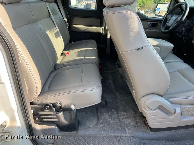 image for item LF9459 2010 Ford F150 XL  SuperCab pickup truck