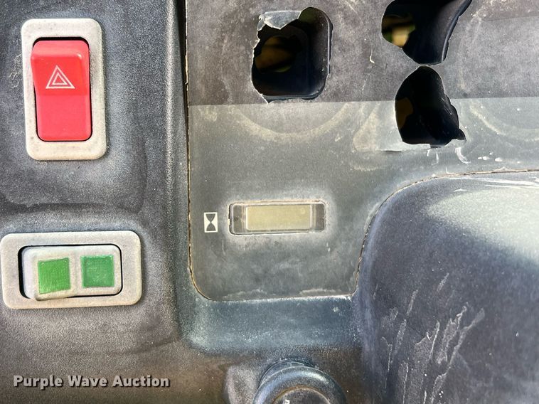 image for item LF9460 2008 John Deere Gator  utility vehicle