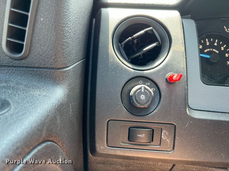 image for item LF9461 2012 Ford F150  SuperCab pickup truck