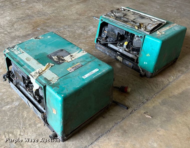 image for item LF9462 (2) Onan generators