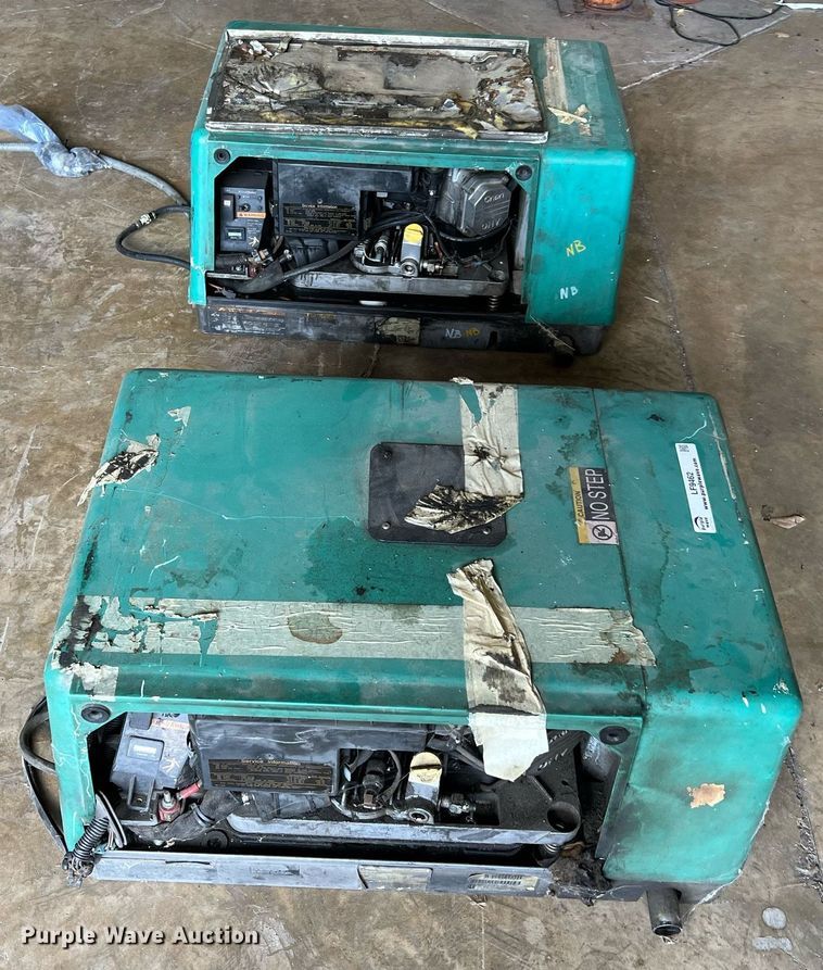 image for item LF9462 (2) Onan generators
