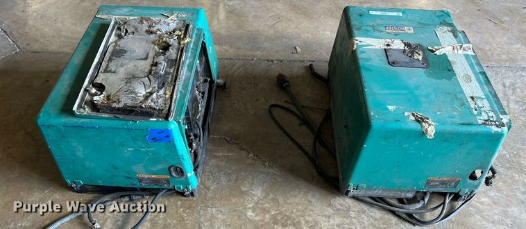 image for item LF9462 (2) Onan generators
