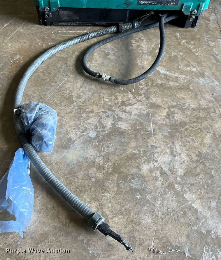 image for item LF9462 (2) Onan generators