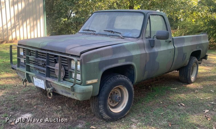 image for item LH9771 1984 Chevrolet D30  pickup truck