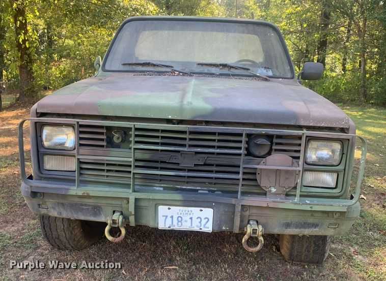 image for item LH9771 1984 Chevrolet D30  pickup truck