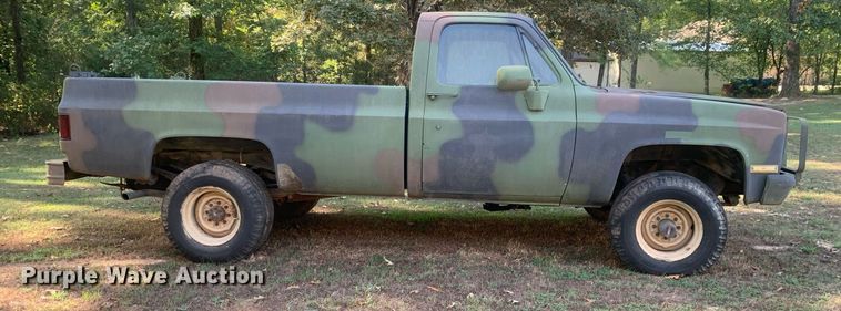 image for item LH9771 1984 Chevrolet D30  pickup truck