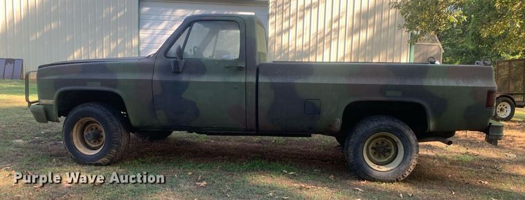 image for item LH9771 1984 Chevrolet D30  pickup truck