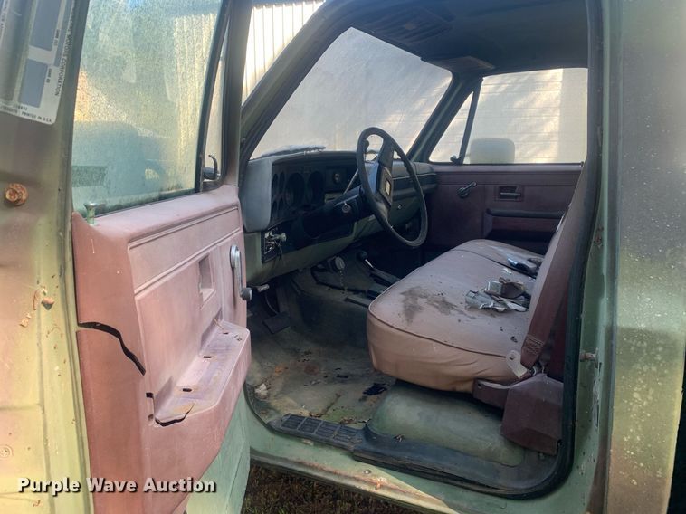 image for item LH9771 1984 Chevrolet D30  pickup truck