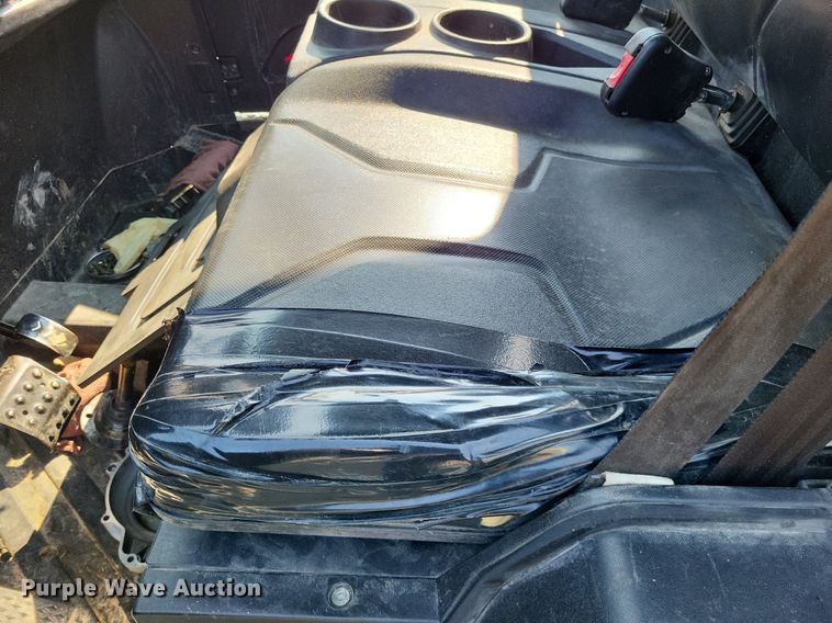 image for item LS9734 2018 Cub Cadet Challenger 750  utility vehicle