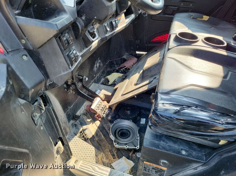 image for item LS9734 2018 Cub Cadet Challenger 750  utility vehicle