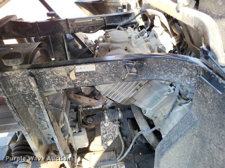 image for item LS9734 2018 Cub Cadet Challenger 750  utility vehicle