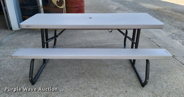 image for item LS9736 Approximately 34 Lifetime 22119 folding picnic tables