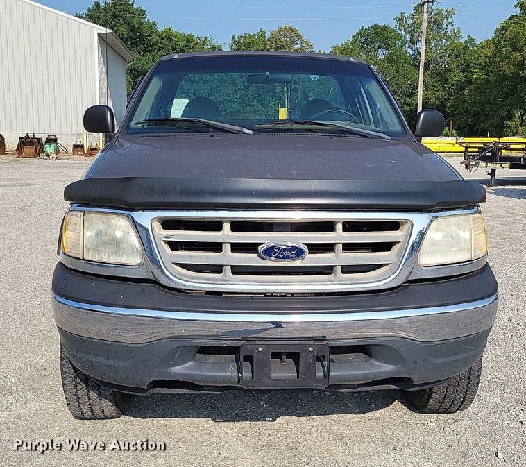 image for item LS9737 2001 Ford F150 XL  pickup truck