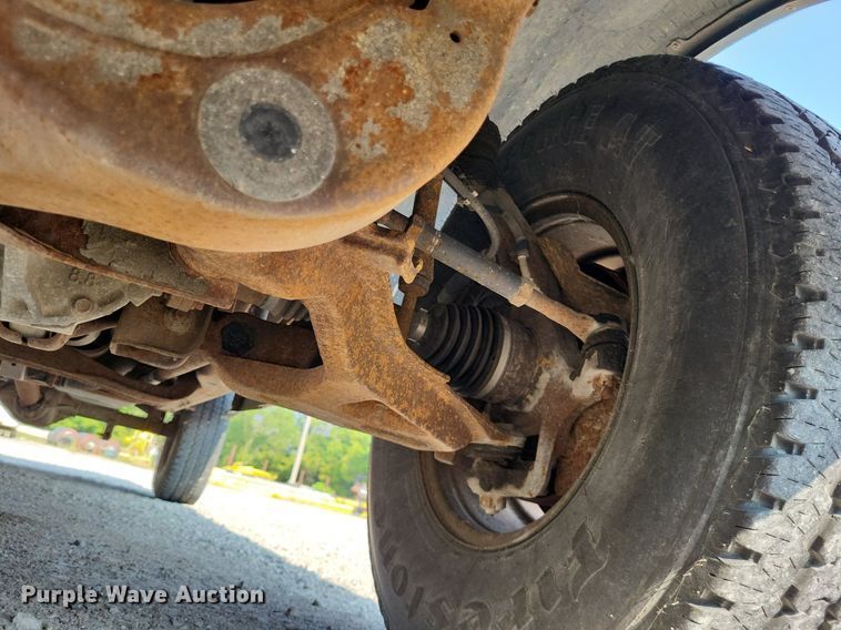 image for item LS9737 2001 Ford F150 XL  pickup truck