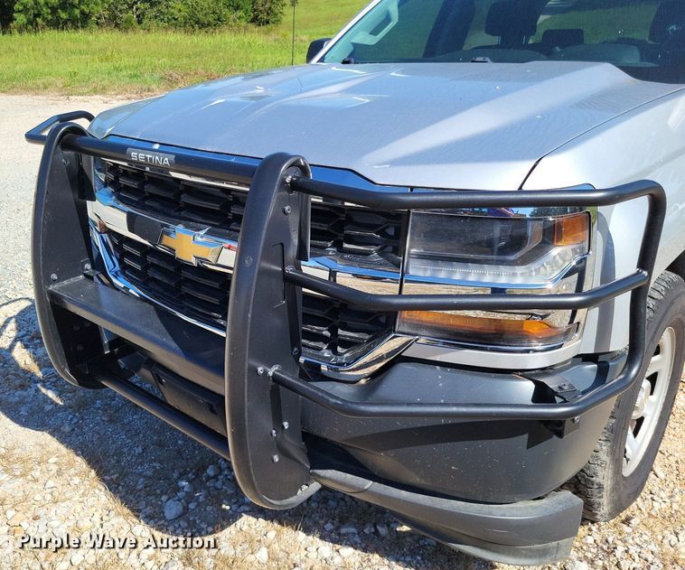 image for item LS9752 2016 Chevrolet Silverado 1500 Crew Cab pickup truck